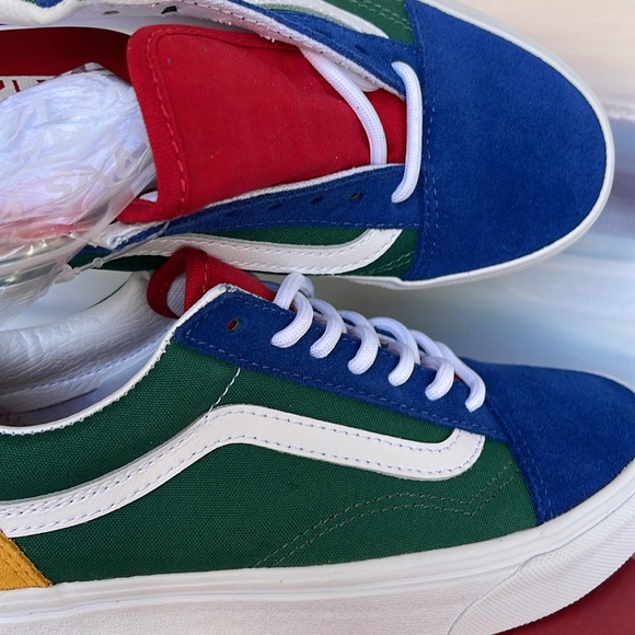 Vans WMNS Old Skool
(Vans Yacht Club) Blue/Green 
VN0A38G1R1Q US
Sneakers - Picture 15 of 16